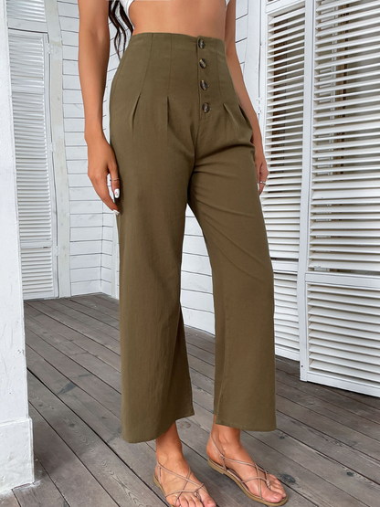 Elegantly Styled Pants for Everyday Wear