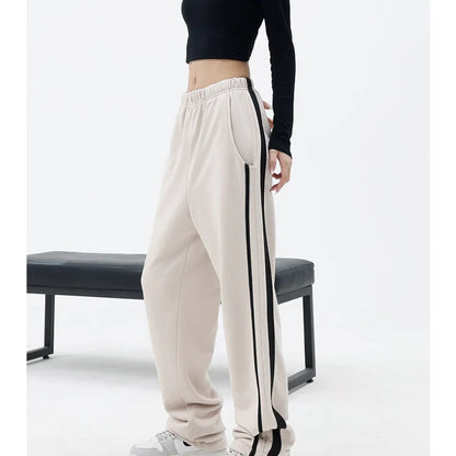 Beautifully Finished Pants in a Timeless Design