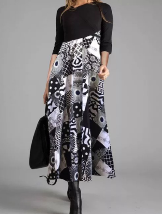 Classic Vintage Dress with a Flattering Fit