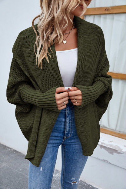 Elegantly Styled Cardigan for Everyday Wear