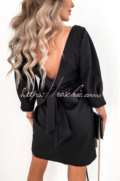 Effortlessly Elegant Dress with a Timeless Design