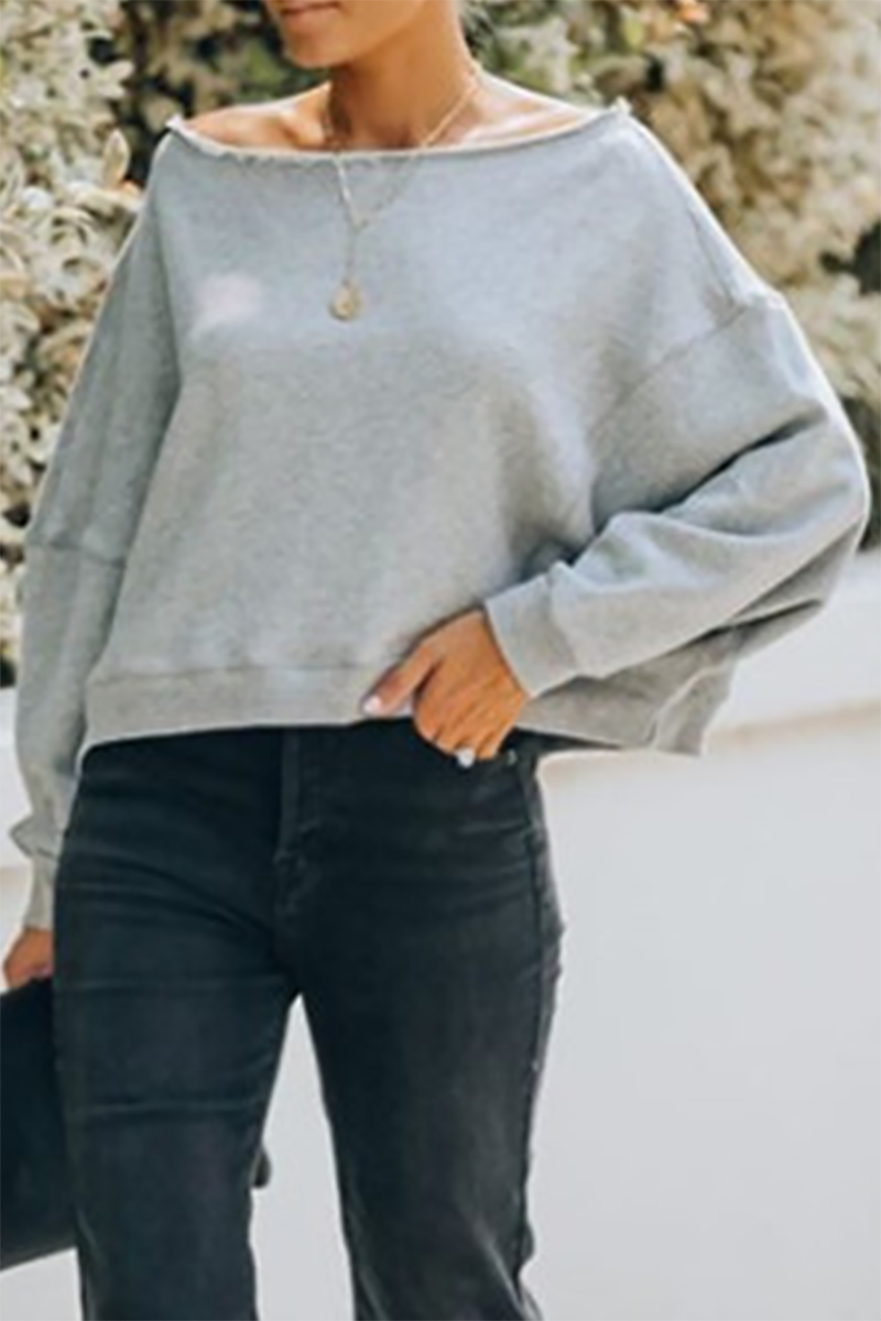 Gracefully Styled Garment for Any Occasion