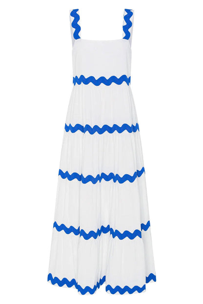Gracefully Styled Dress for Any Occasion