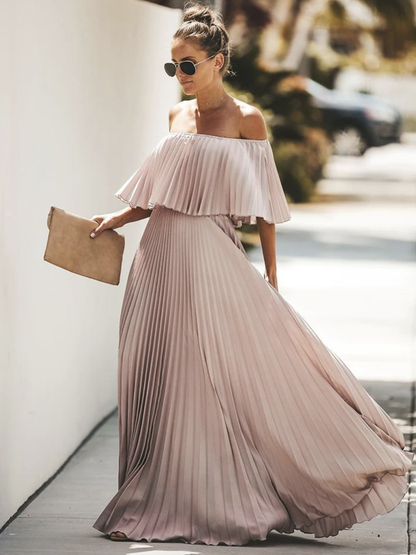 Beautifully Finished Dress in a Timeless Design