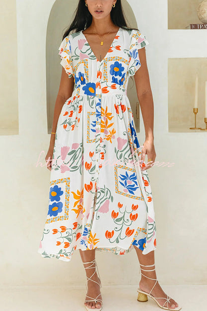 Beautifully Finished Dress in a Timeless Design