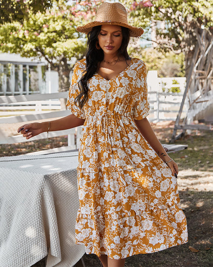 Sophisticated Dress with a Clean Classic Look