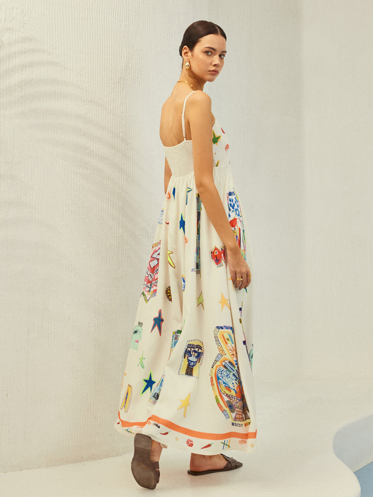 Classic Vintage & Enduringly Stylish Dress