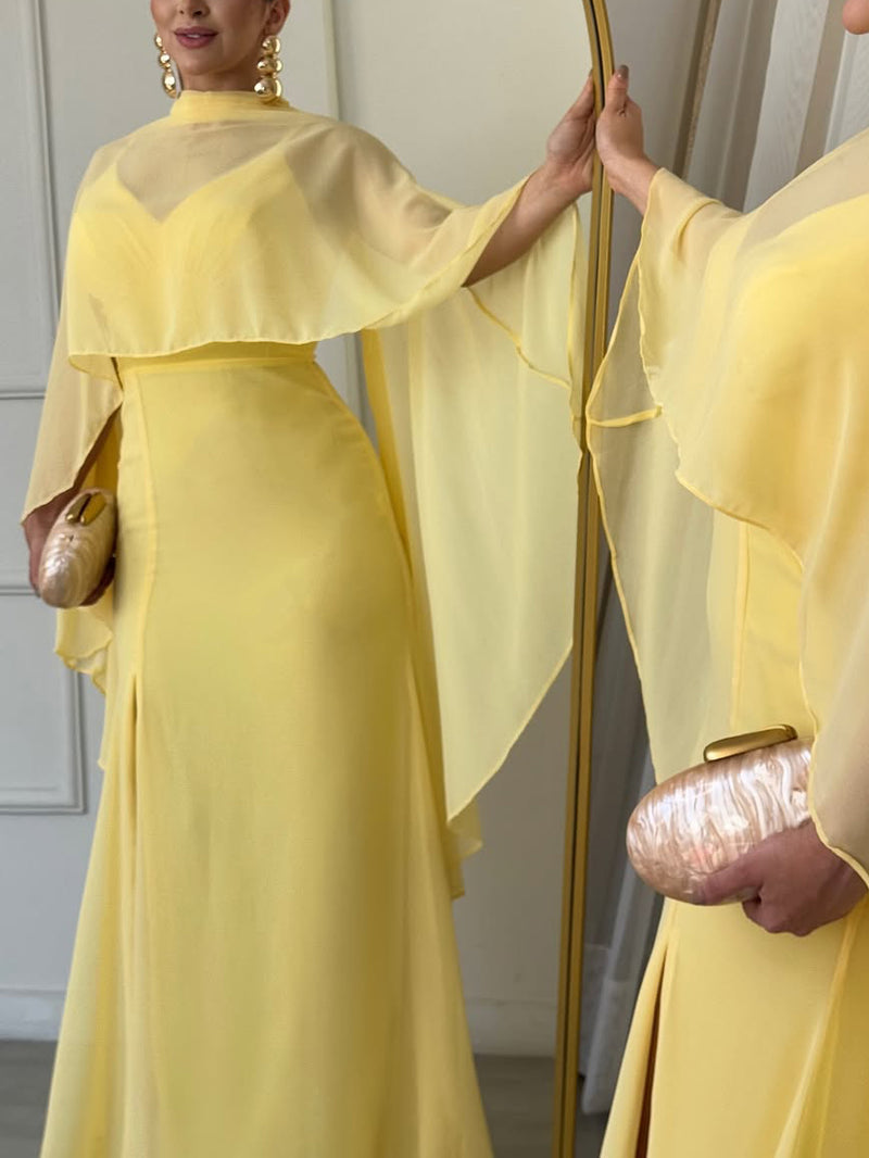 Gracefully Styled Garment for Any Occasion