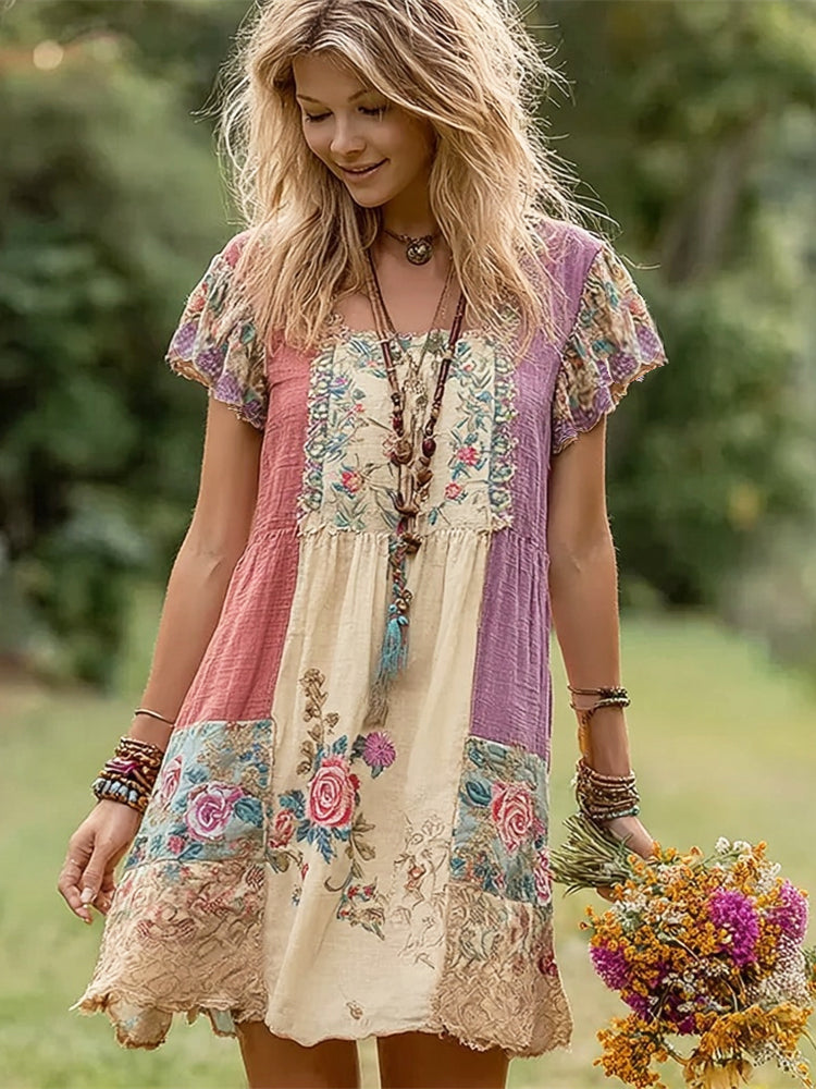 Effortlessly Elegant Dress with a Timeless Design