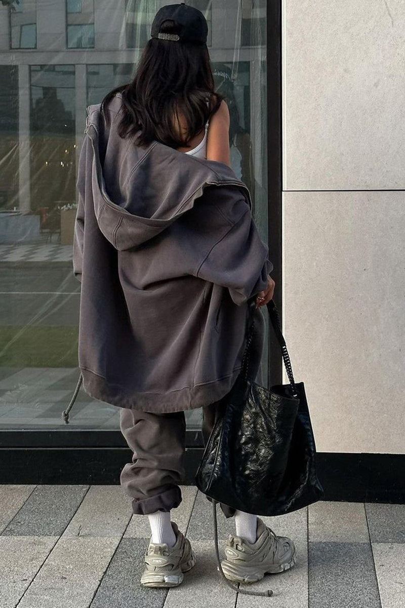 Beautifully Finished Garment in a Timeless Design