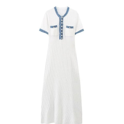 Sophisticated Dress with a Clean Classic Look