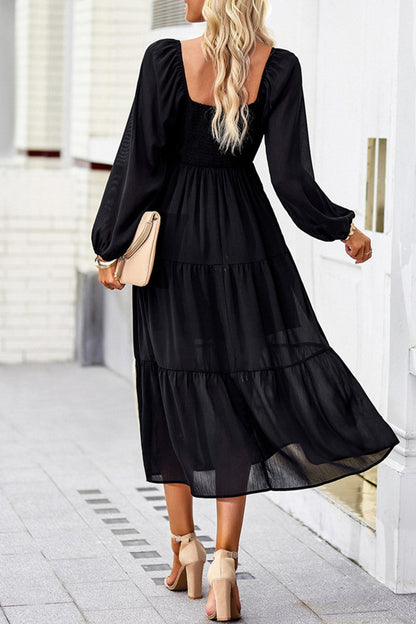 Effortlessly Elegant Dress with a Timeless Design