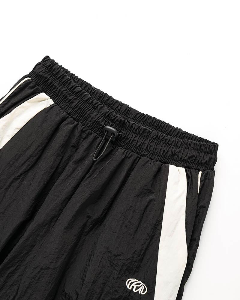 Polished Pants with an Effortless Classic Look