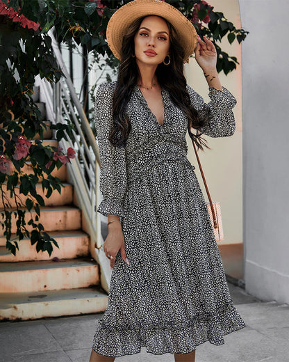 Beautifully Crafted Dress in a Classic Style