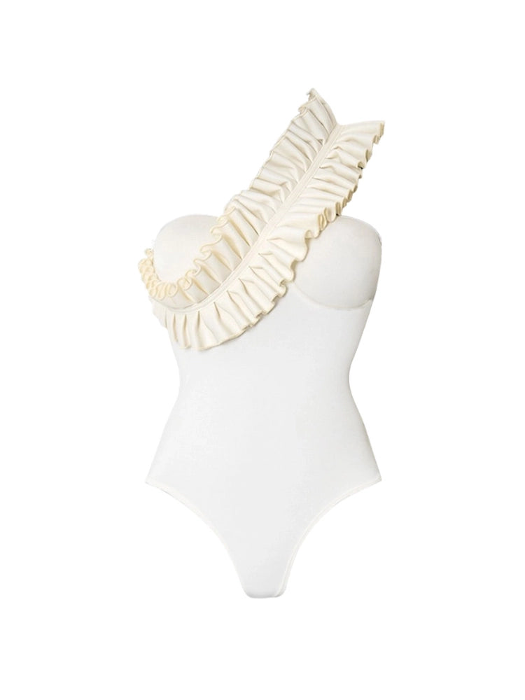 Effortlessly Elegant Garment with a Timeless Design