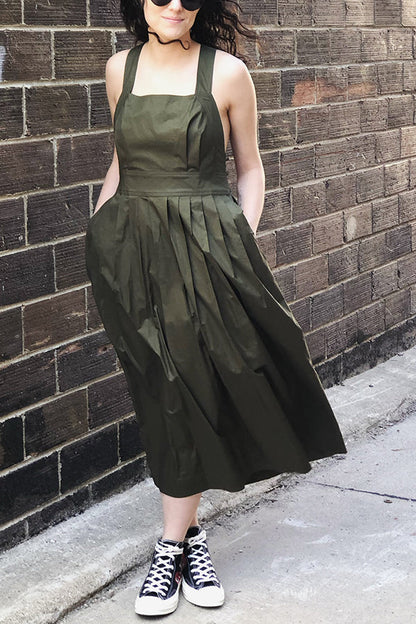 Classic Vintage Dress with a Flattering Fit