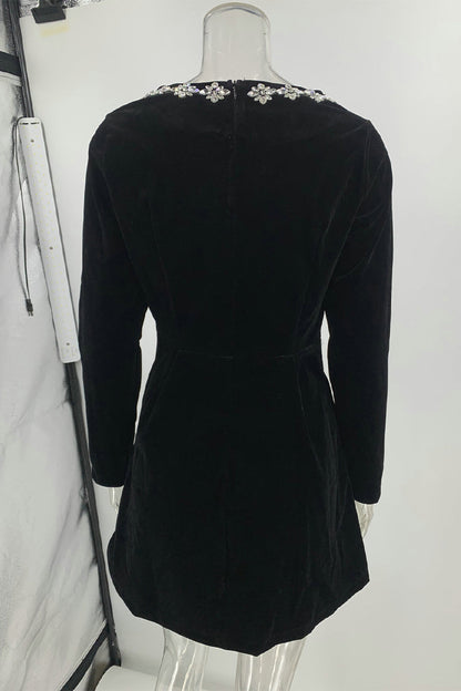 Classic Vintage Dress with a Flattering Fit