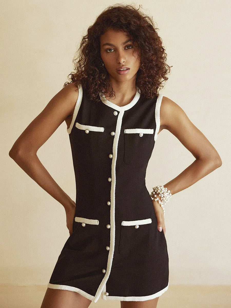 Classic Vintage Dress with a Flattering Fit
