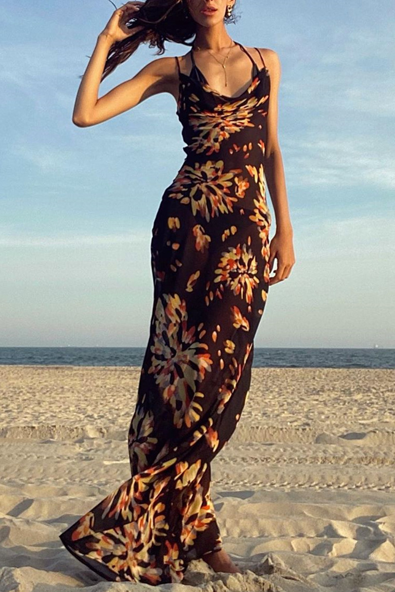 Gracefully Styled Dress for Any Occasion