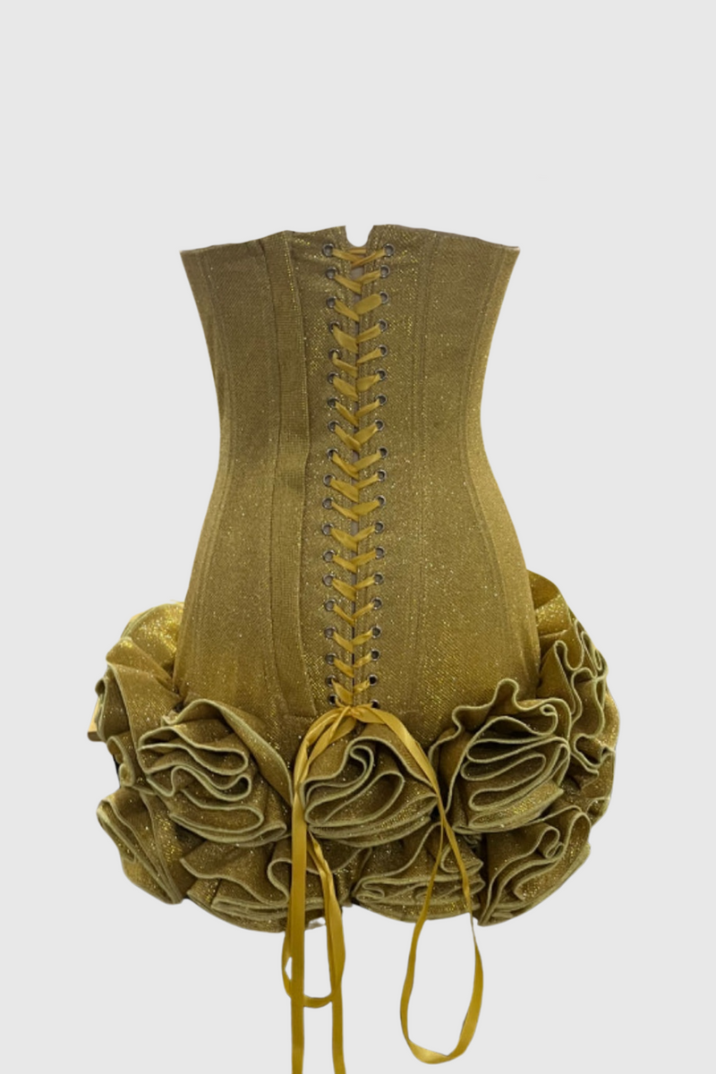 Gracefully Styled Dress for Any Occasion