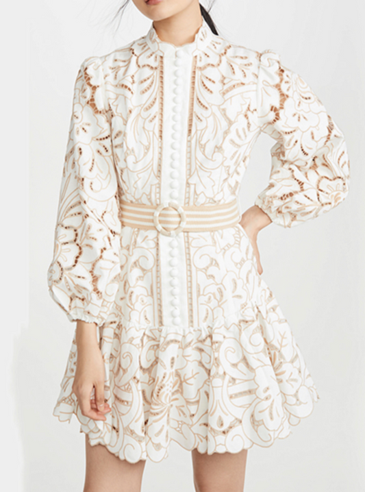 Effortlessly Elegant Dress with a Timeless Design