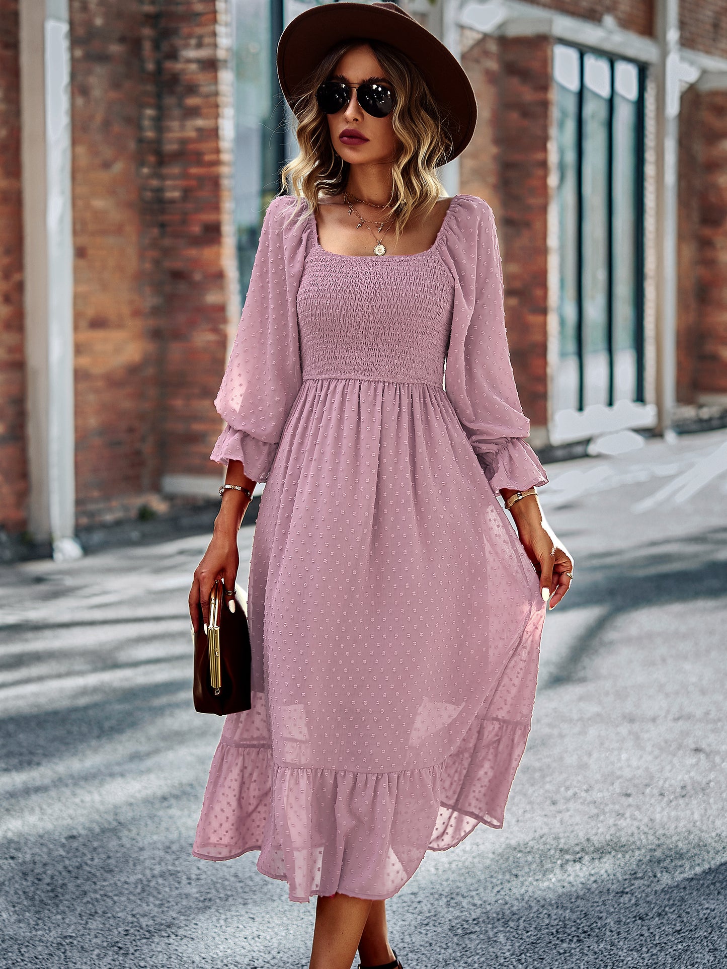 Classic Vintage Dress with a Flattering Fit