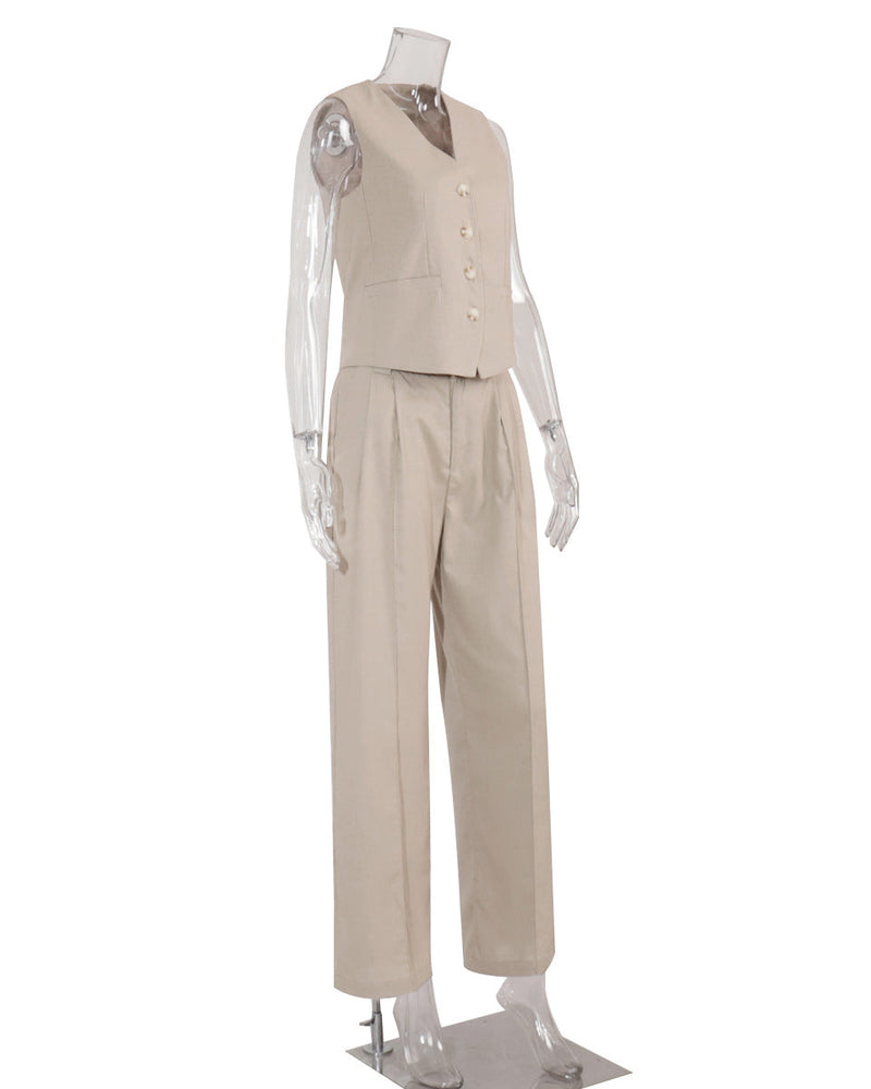 Vintage Inspired Pants with a Contemporary Edge