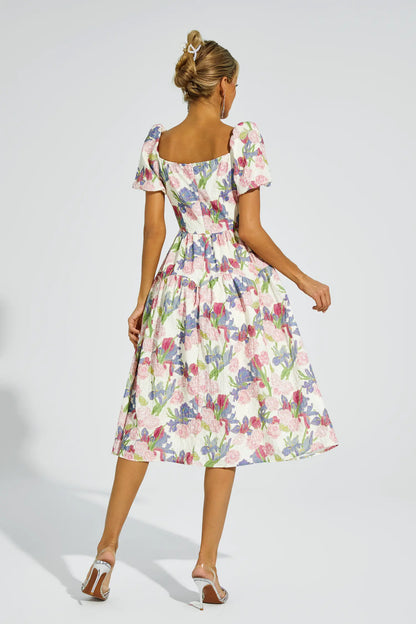A Vintage Style Dress with Delicate Timeless Details