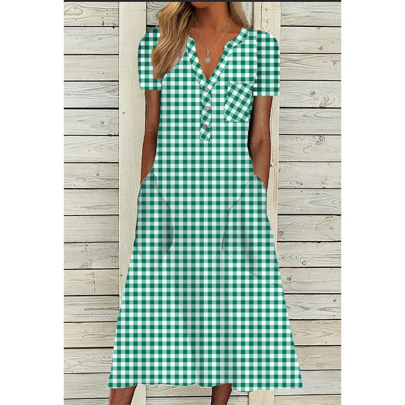 Beautifully Finished Dress in a Timeless Design