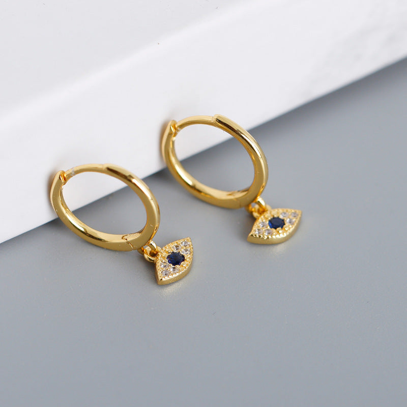 Stunning Gold Earring for Daily Wear