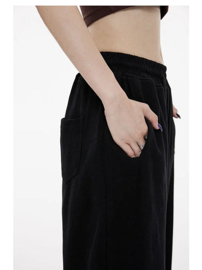 Beautifully Crafted Pants in a Classic Style