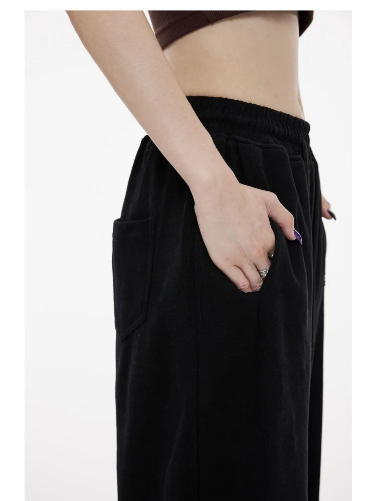 Beautifully Crafted Pants in a Classic Style