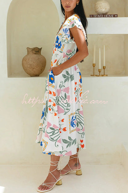 Beautifully Finished Dress in a Timeless Design
