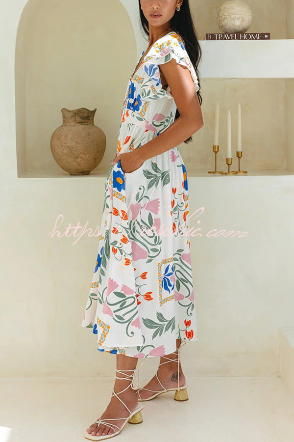 Beautifully Finished Dress in a Timeless Design