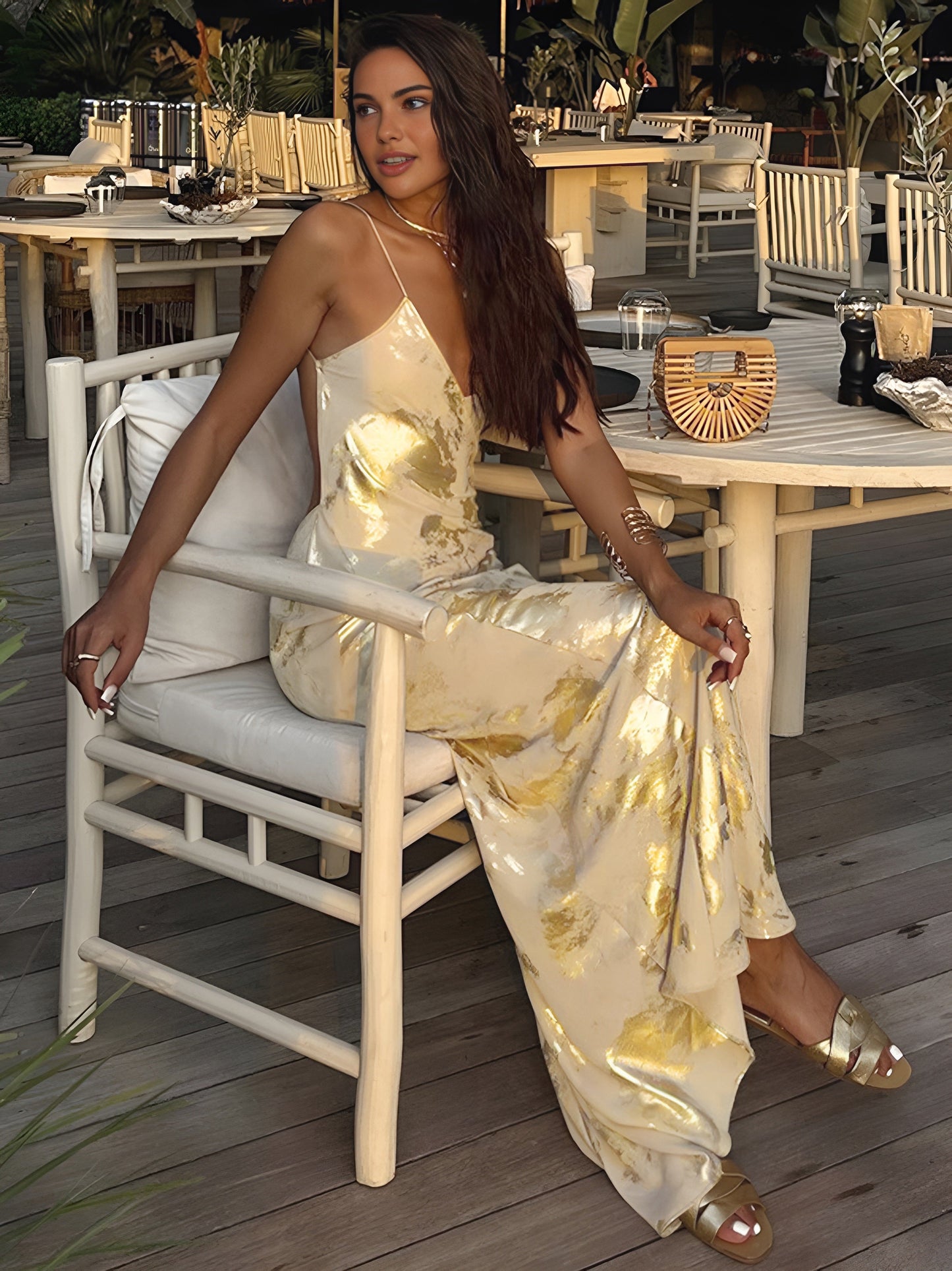 Sophisticated Dress with a Clean Classic Look