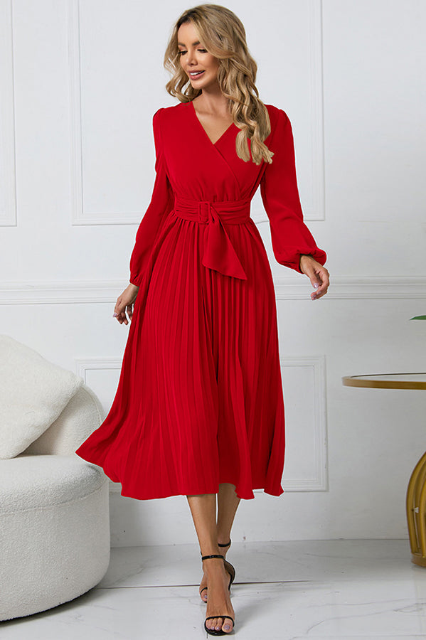 Sophisticated Dress with a Clean Classic Look