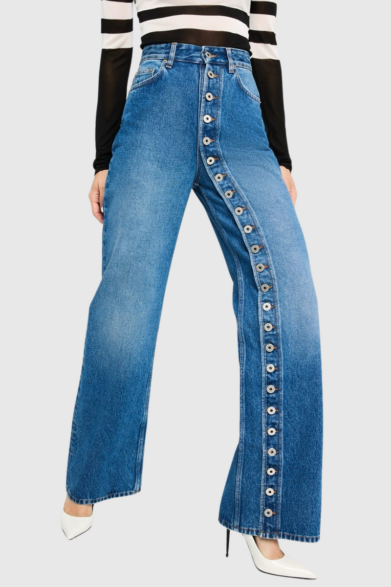 Well Tailored Garment with a Graceful Silhouette