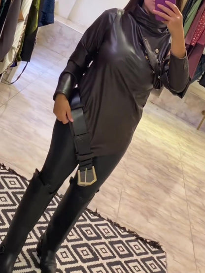 Polished Top with an Effortless Classic Look