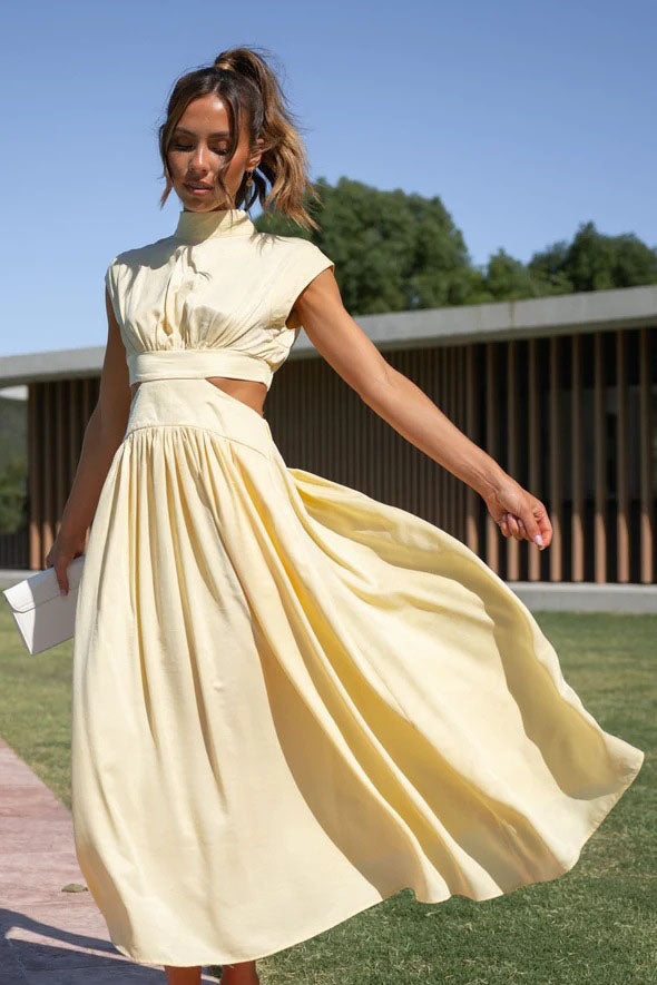 Classic Vintage & Enduringly Stylish Dress