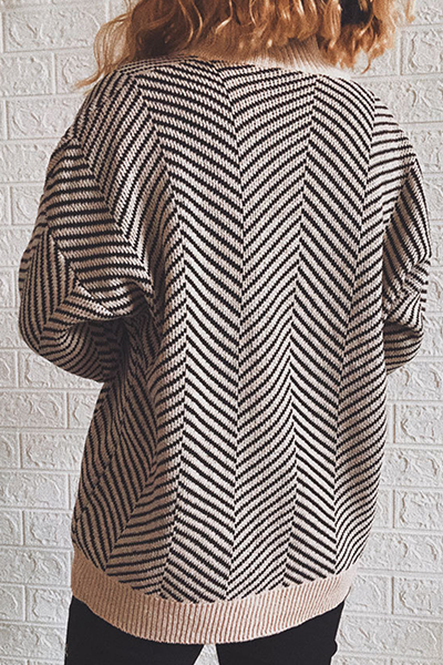 Beautifully Finished Sweater in a Timeless Design