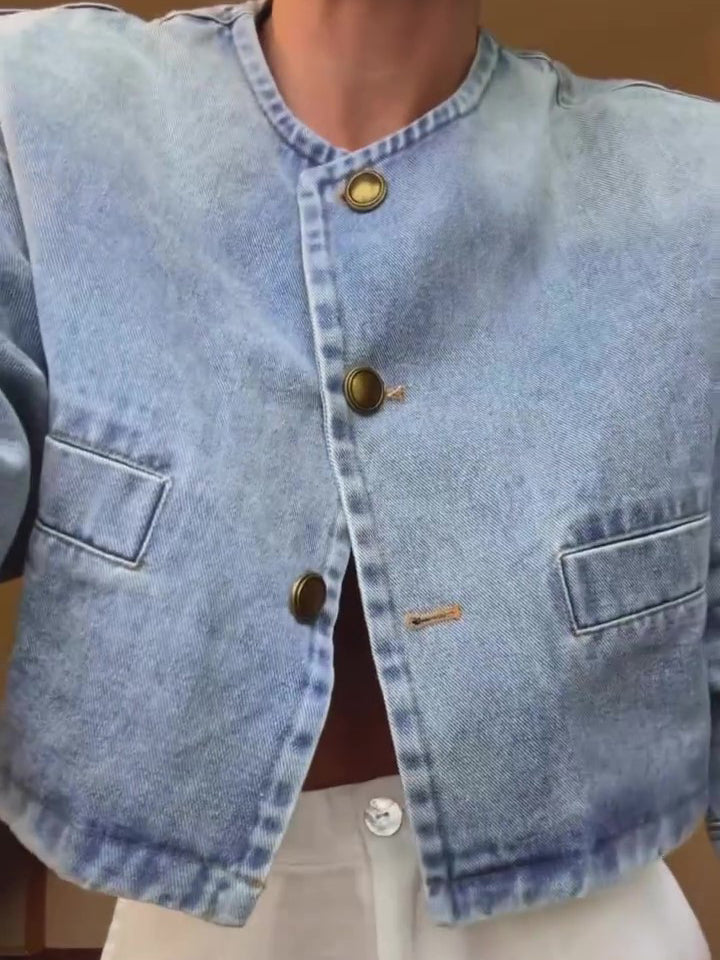 Classic Vintage Jacket with a Flattering Fit