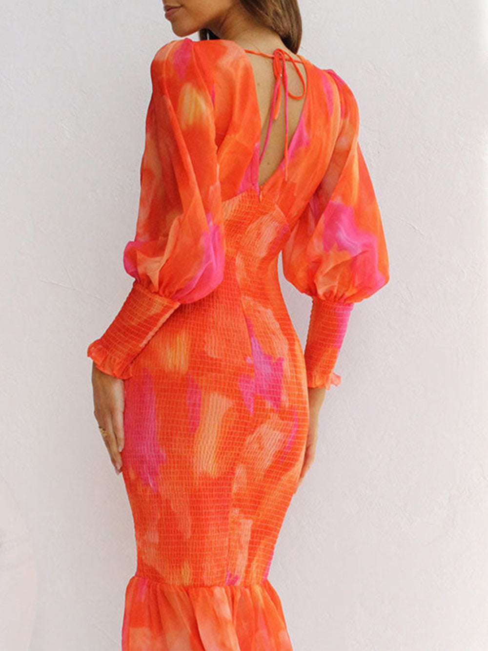 Beautifully Crafted Dress in a Classic Style