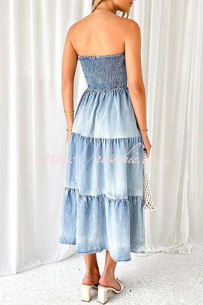 Beautifully Finished Dress in a Timeless Design