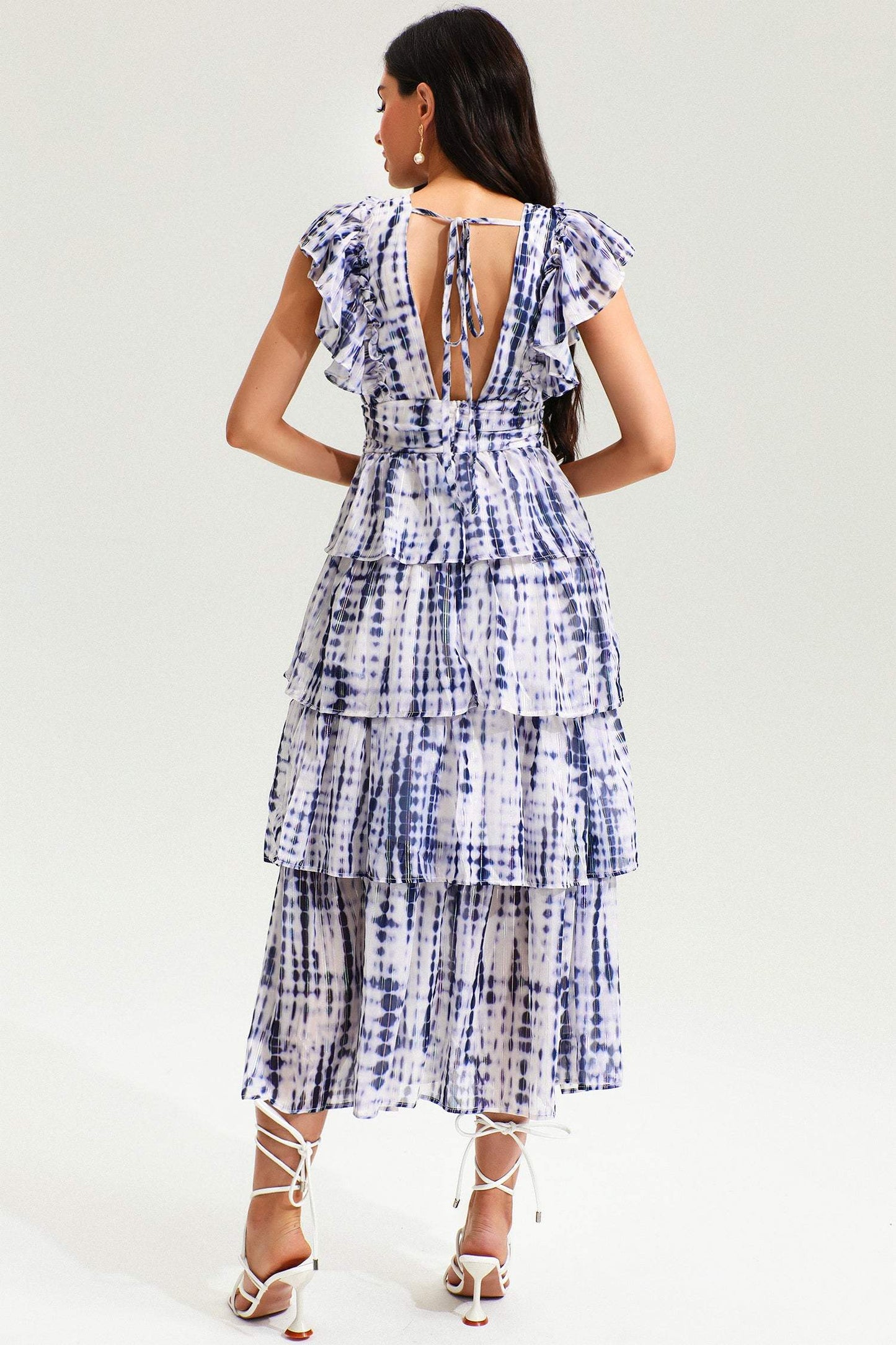 Gracefully Styled Dress for Any Occasion