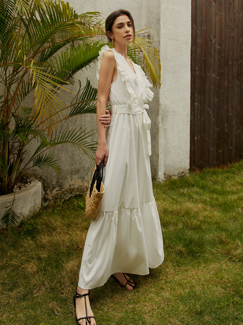 Sophisticated Dress with a Clean Classic Look