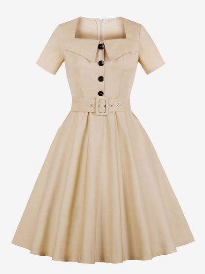 Well Tailored Dress with a Graceful Silhouette