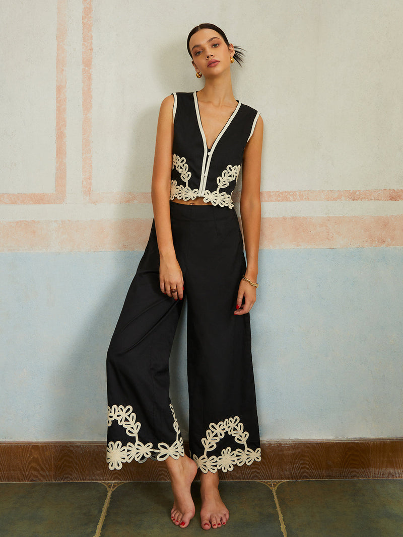 Beautifully Crafted Pants in a Classic Style
