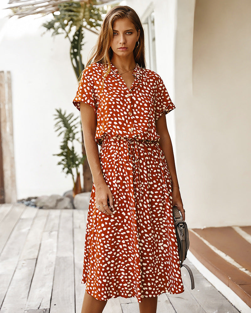 Beautifully Finished Dress in a Timeless Design
