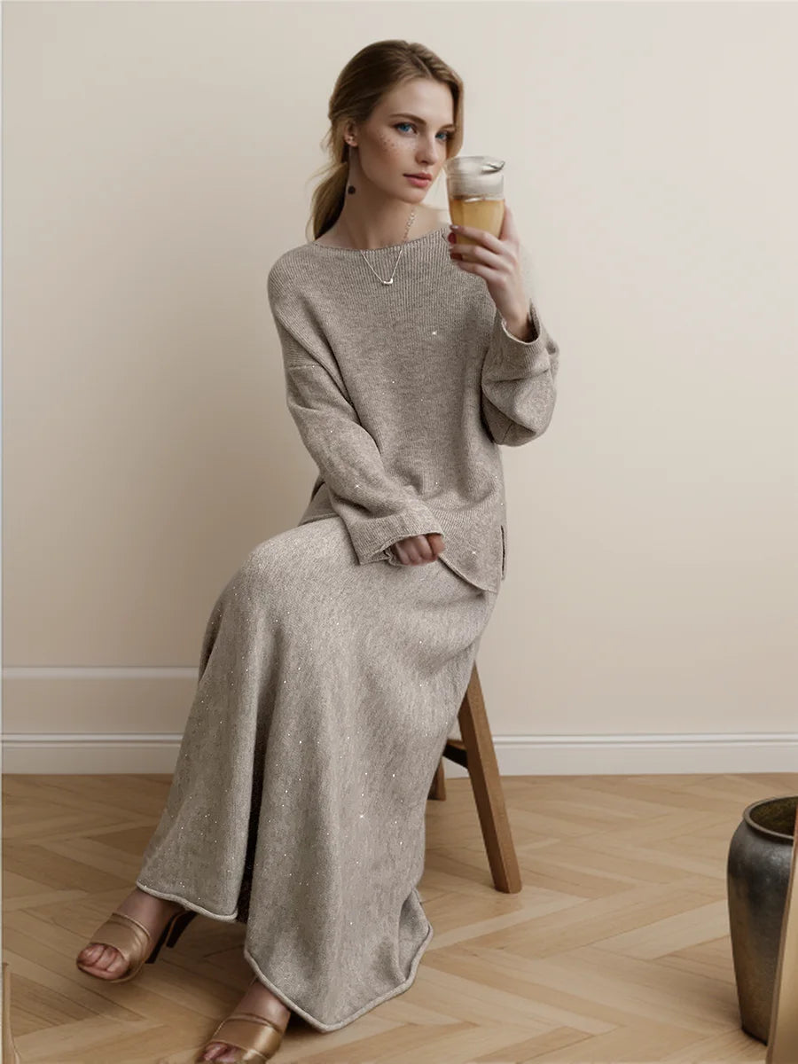 Effortlessly Elegant Sweater with a Timeless Design