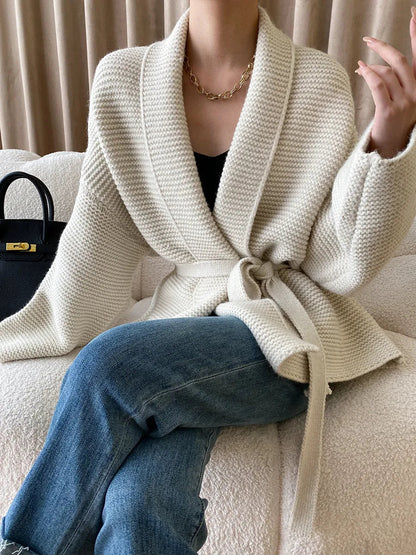 Gracefully Styled Cardigan for Any Occasion